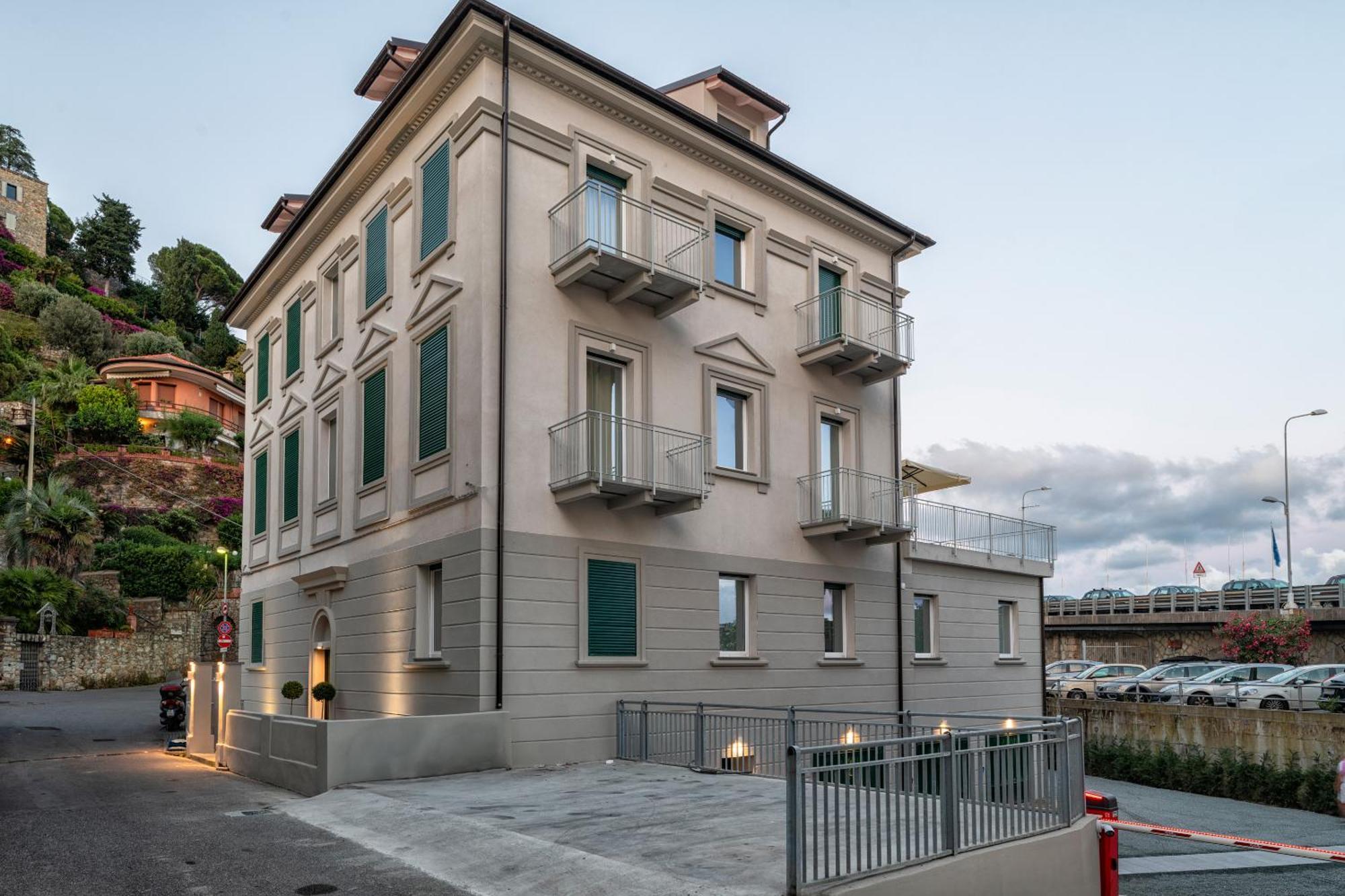 Villa Cadiz Apartments Varazze Eksteriør bilde