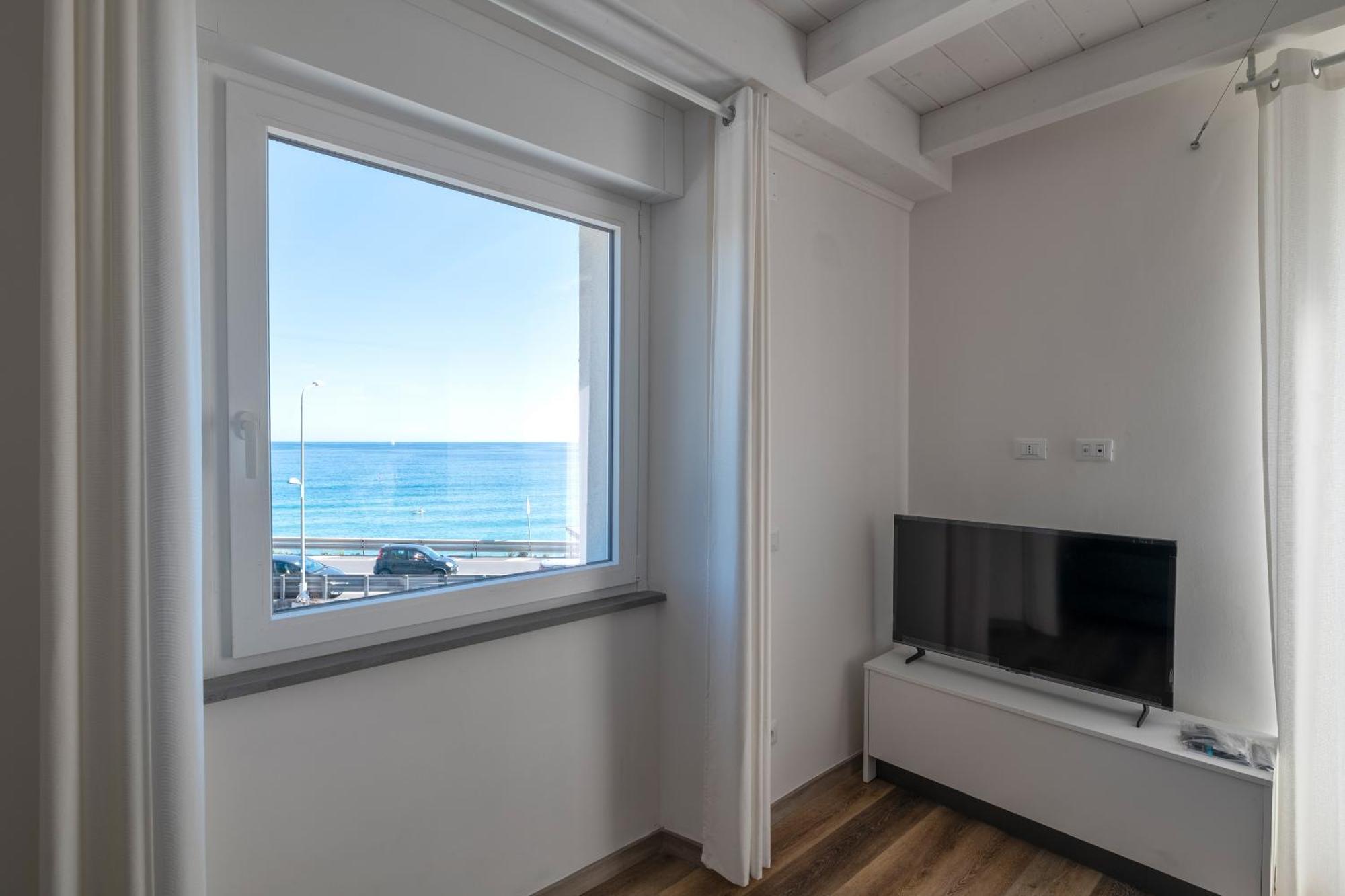 Villa Cadiz Apartments Varazze Eksteriør bilde
